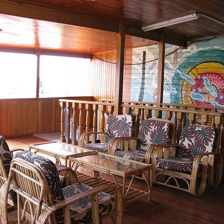 Red Mansion Comfort Inn 霍尼亚拉 外观 照片