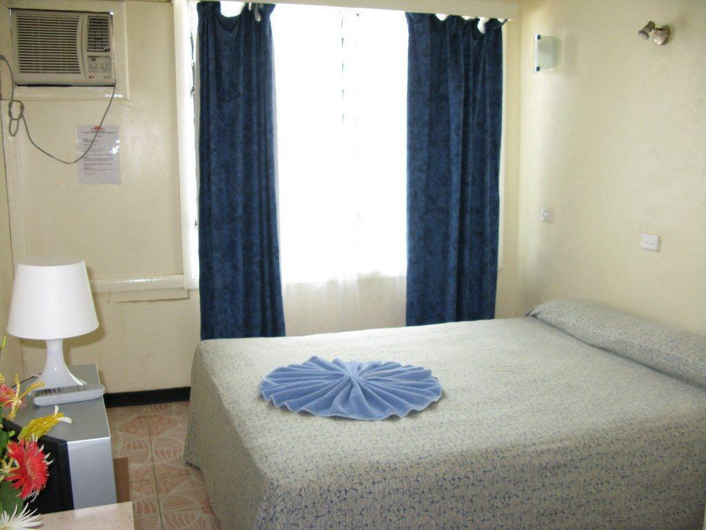 Red Mansion Comfort Inn 霍尼亚拉 客房 照片