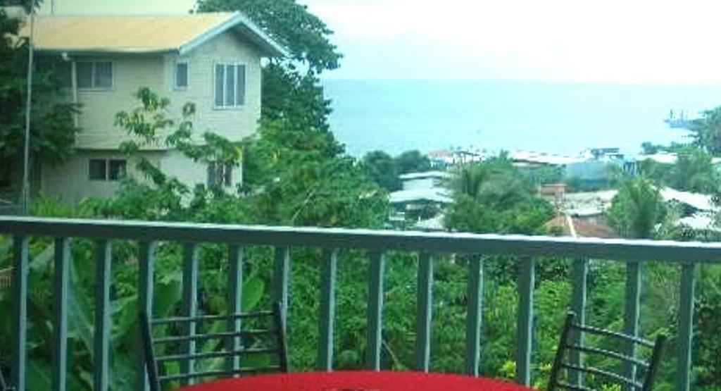 Red Mansion Comfort Inn 霍尼亚拉 外观 照片